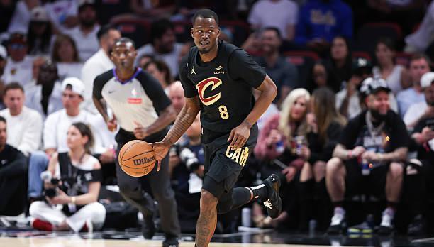 N权威记者, 场均数据为