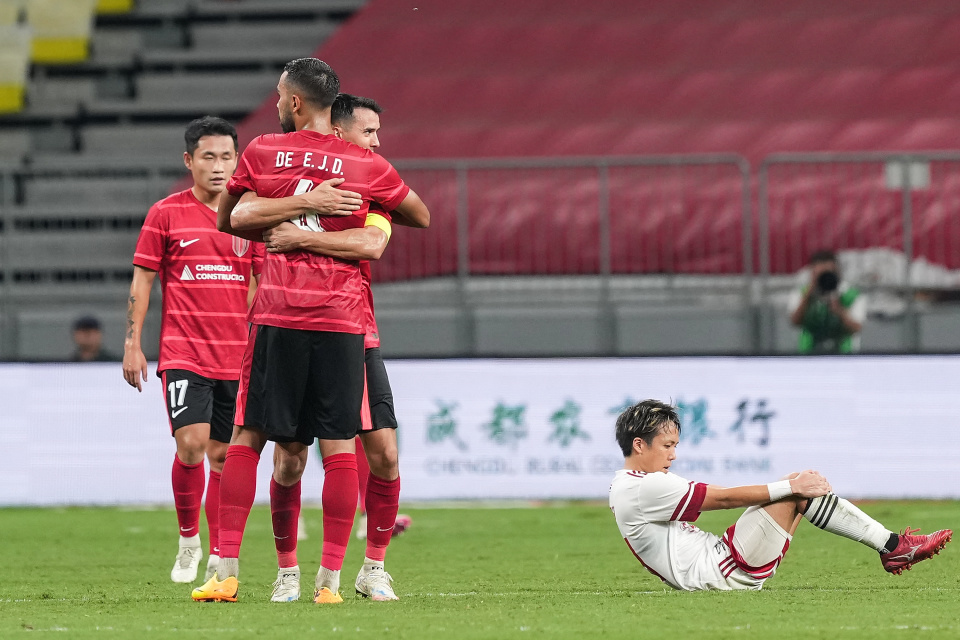 在比赛中射, 胥冰洁