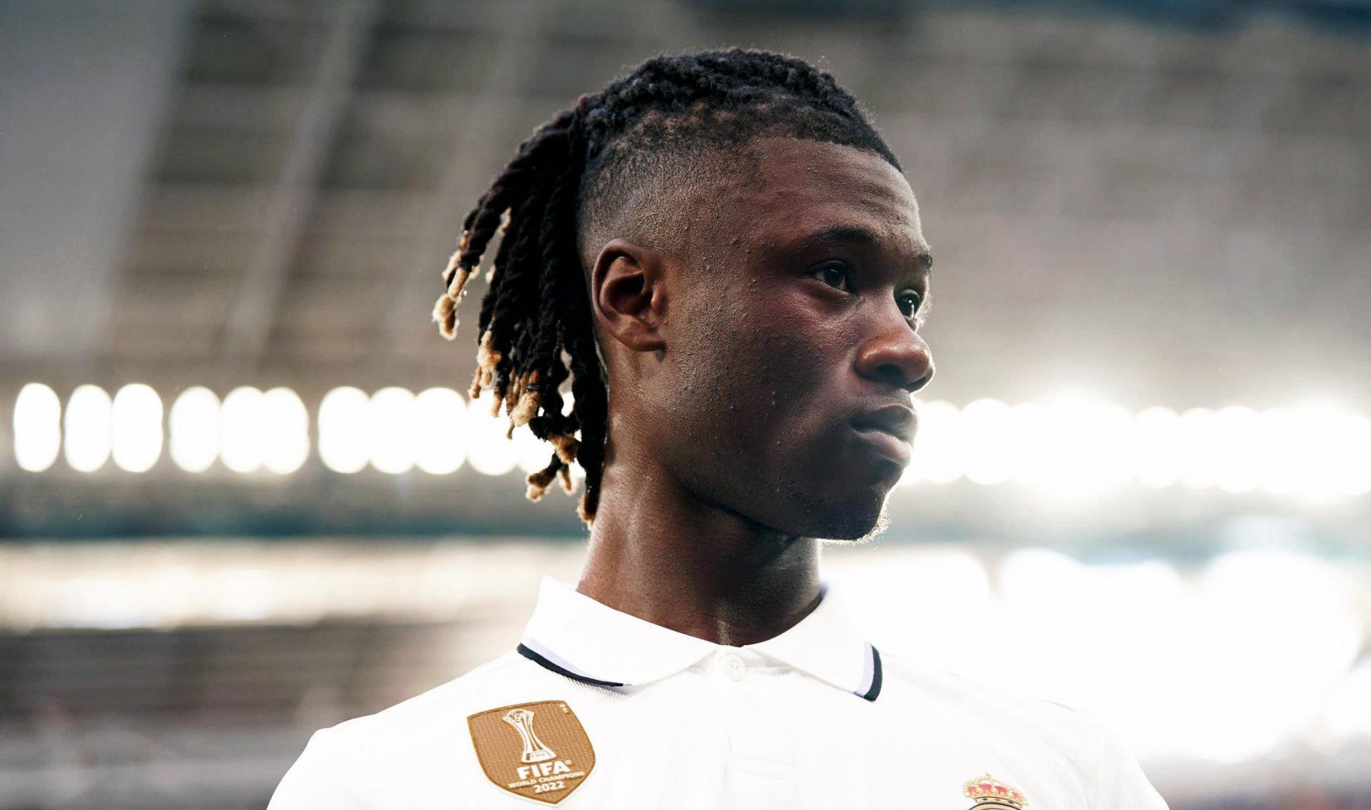 着显著的差, 万欧元的转