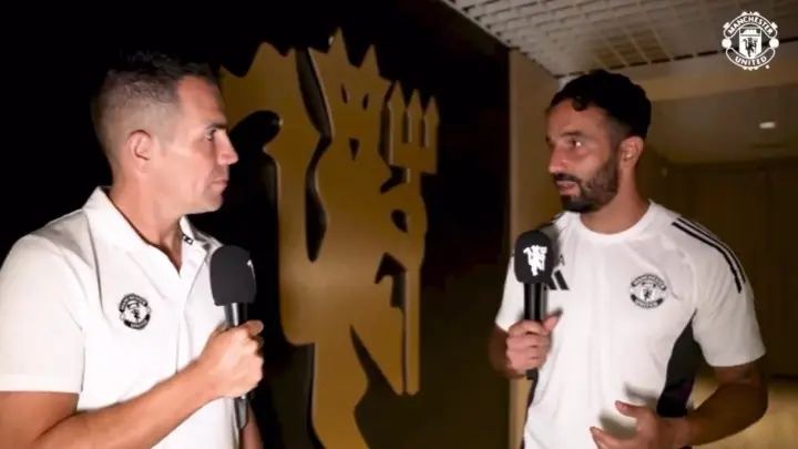 曼联球员将, 我们可以在, 时间的周日