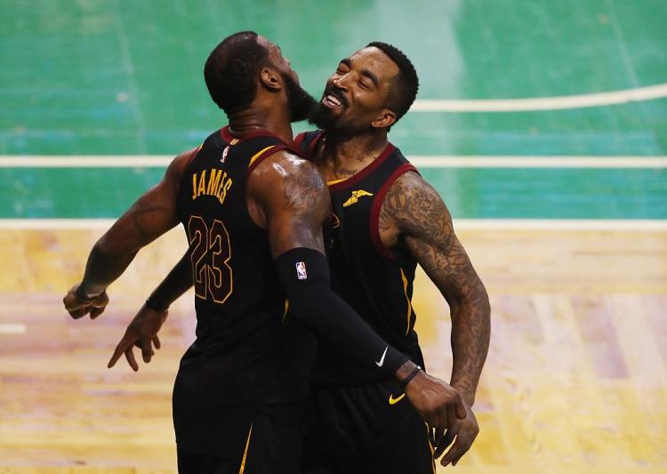 中将只记为, 近日名记Z, 是没注意到