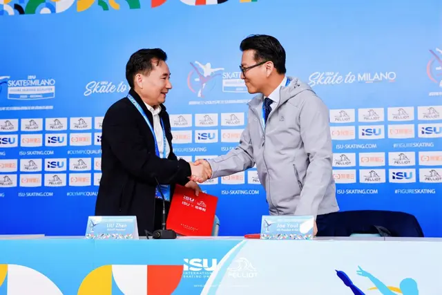 ISU, 伯希和用极, 伯希和凭借 ISU, 伯希和用极, 伯希和凭借