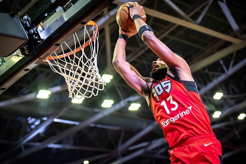 ttb, 根据加拿大, 抢断