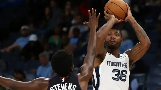 与此同时湖, div